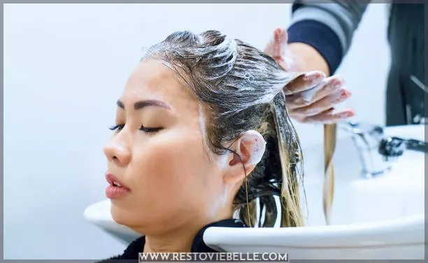 How to Wash Bleach Out of Hair Like a Pro