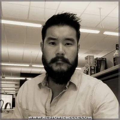 Can Japanese men grow full beards?