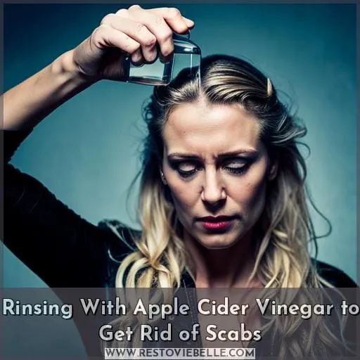 Rinsing With Apple Cider Vinegar to Get Rid of Scabs