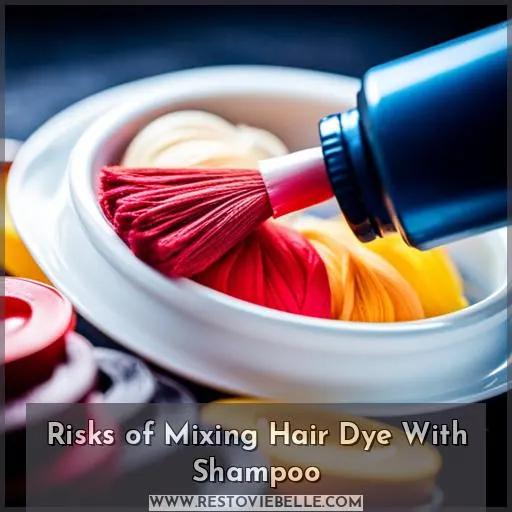 Risks of Mixing Hair Dye With Shampoo