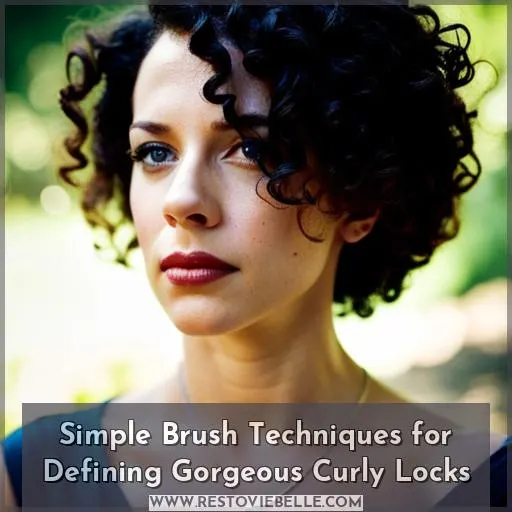 how to comb curly hair