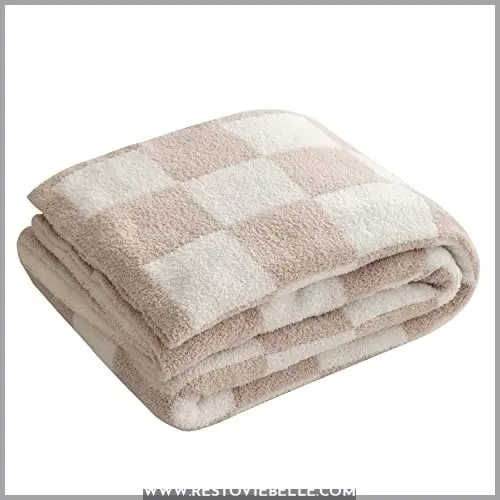 Throw Blanket with Checkerboard Plaid-